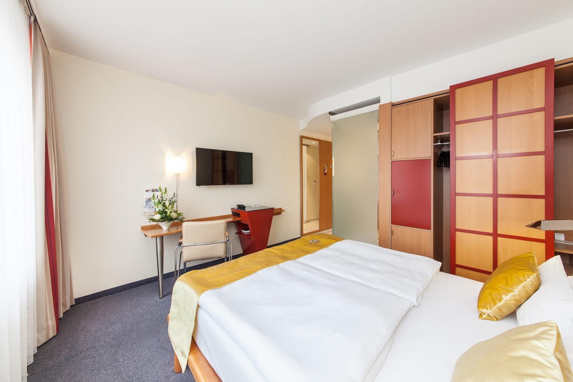 Novum Hotel Ambassador Hamburg Exterior photo