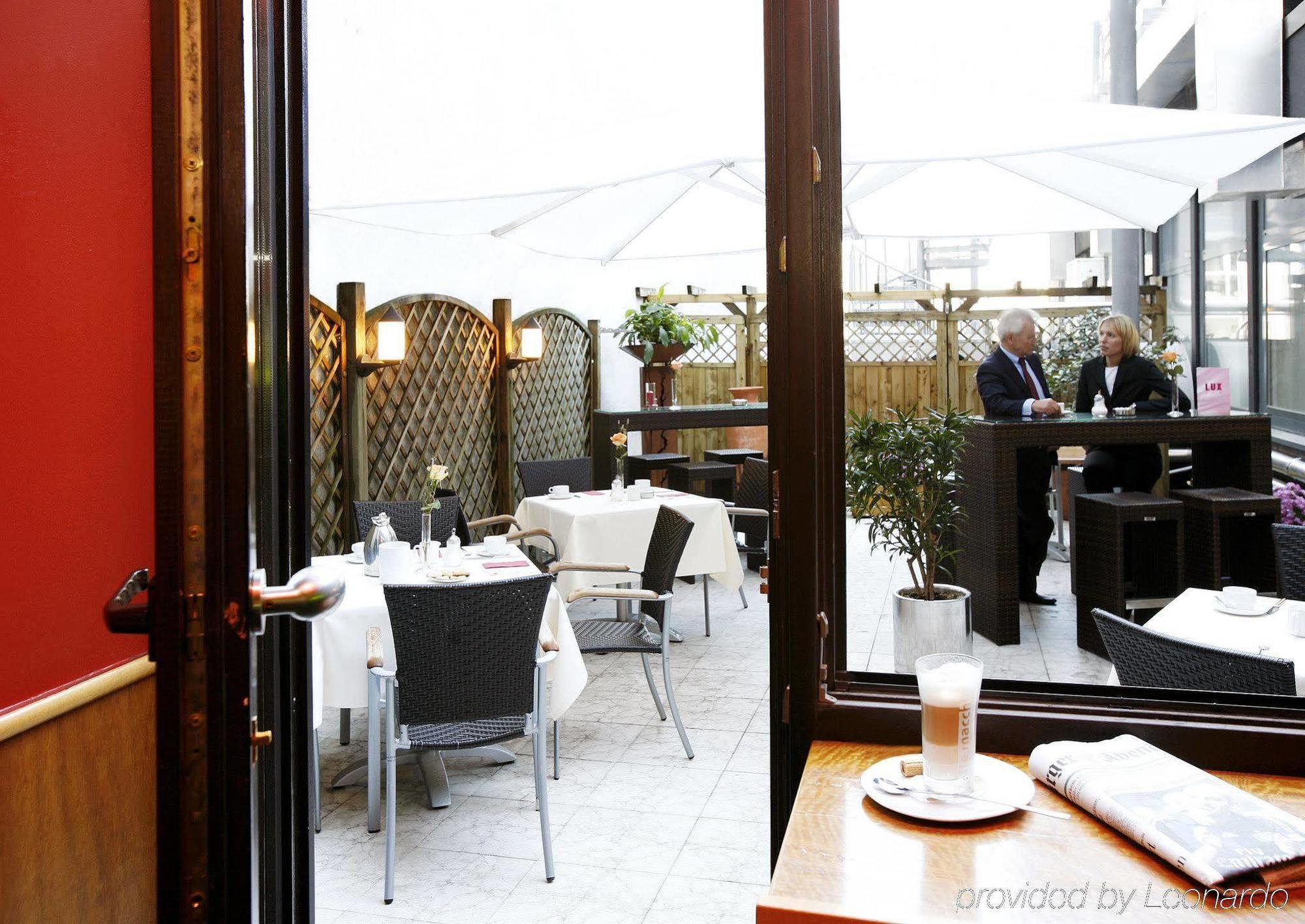 Novum Hotel Ambassador Hamburg Exterior photo